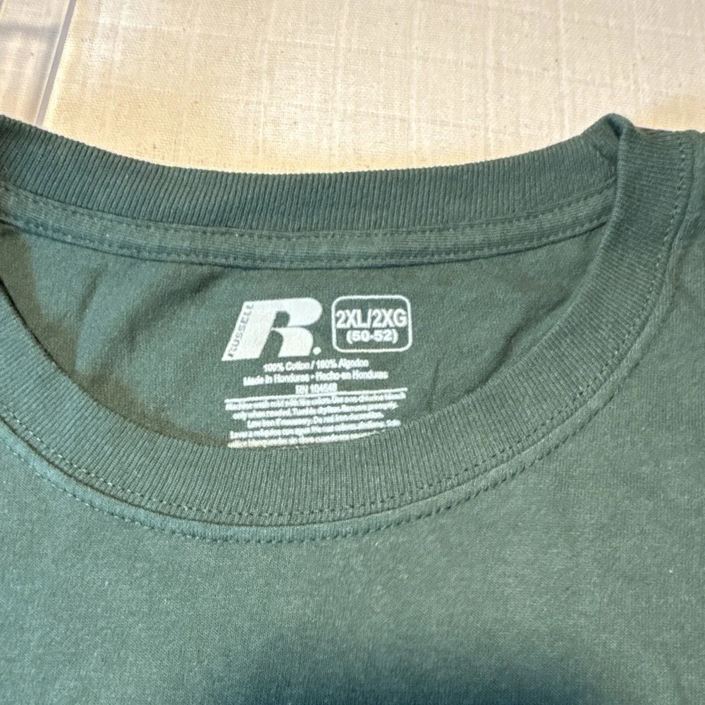 UVU Wolverines T-shirt Hunter Green 2XL by Russell NEW‎